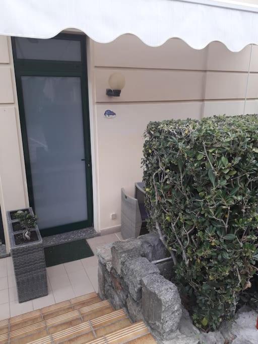 La Casa Di Anna, In Palazzina Liberty Fronte Parco Apartment Bordighera Exterior foto